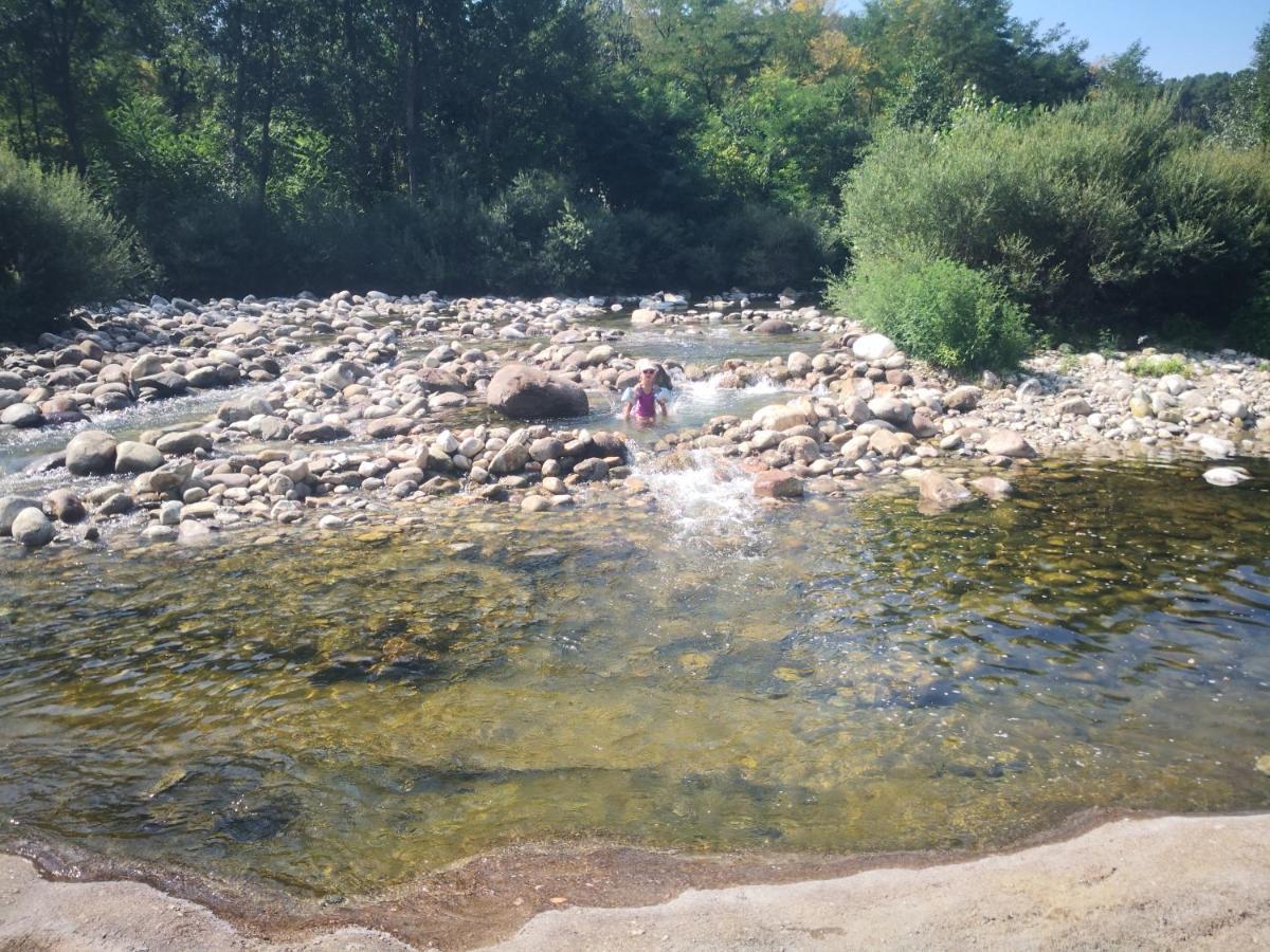 Magnifique gite en pierres 6 personnes avec piscine privee Ardeche plein sud Lablachère Exterior foto